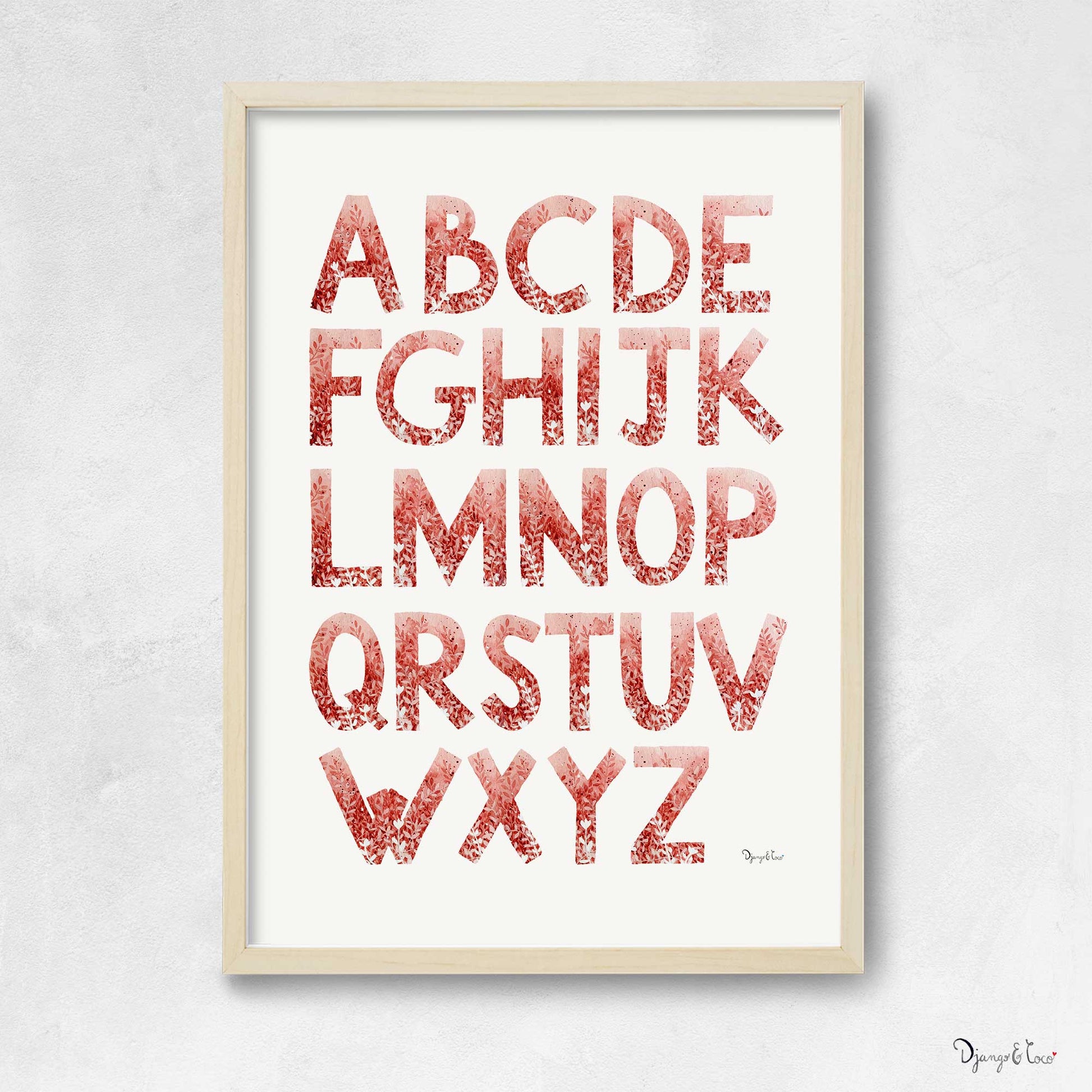 cadre en bois avec lettres alphabet rouge