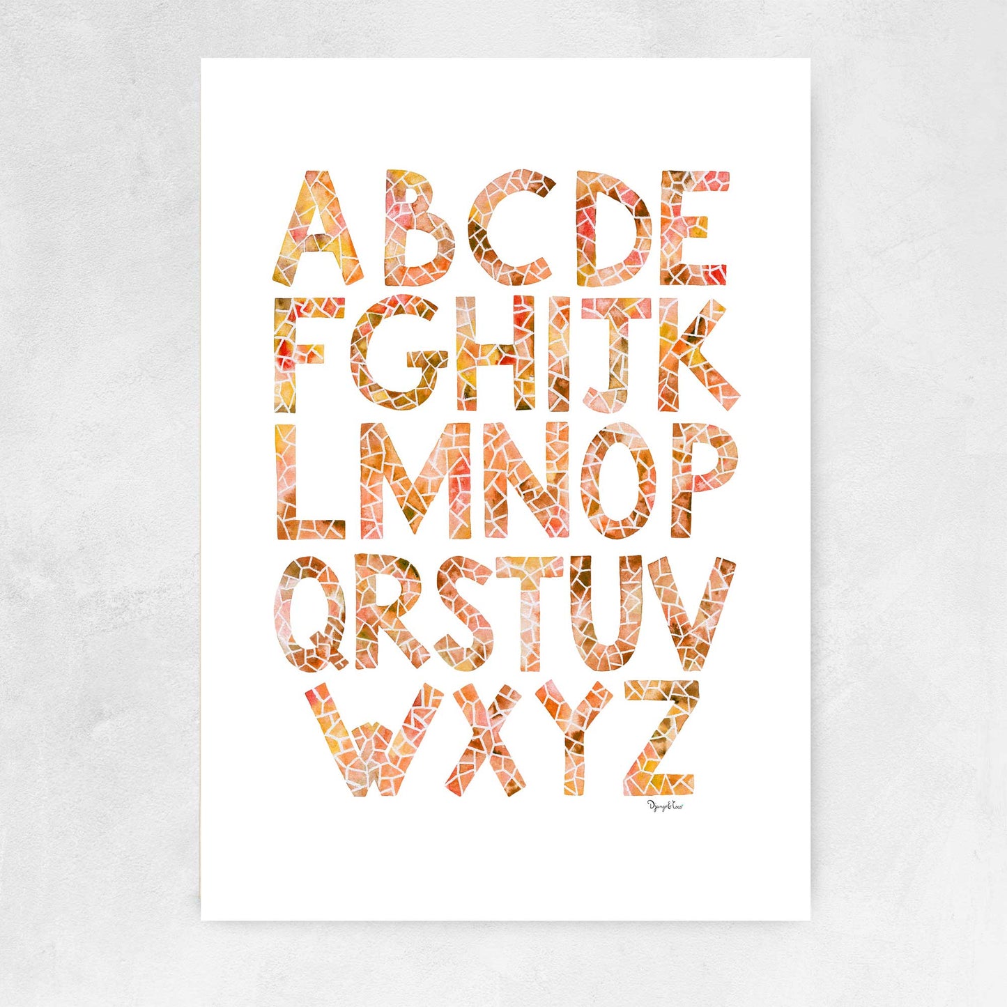 affiche imprimée d'un alphabet orange à l'aquarelle 