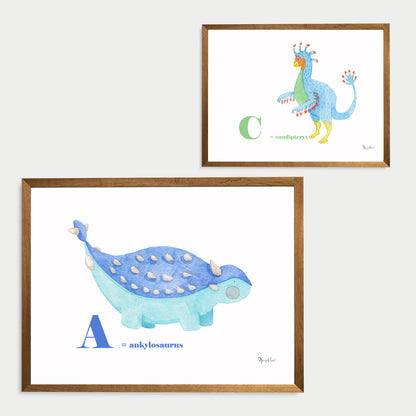 deux affiches dinosaures alphabets